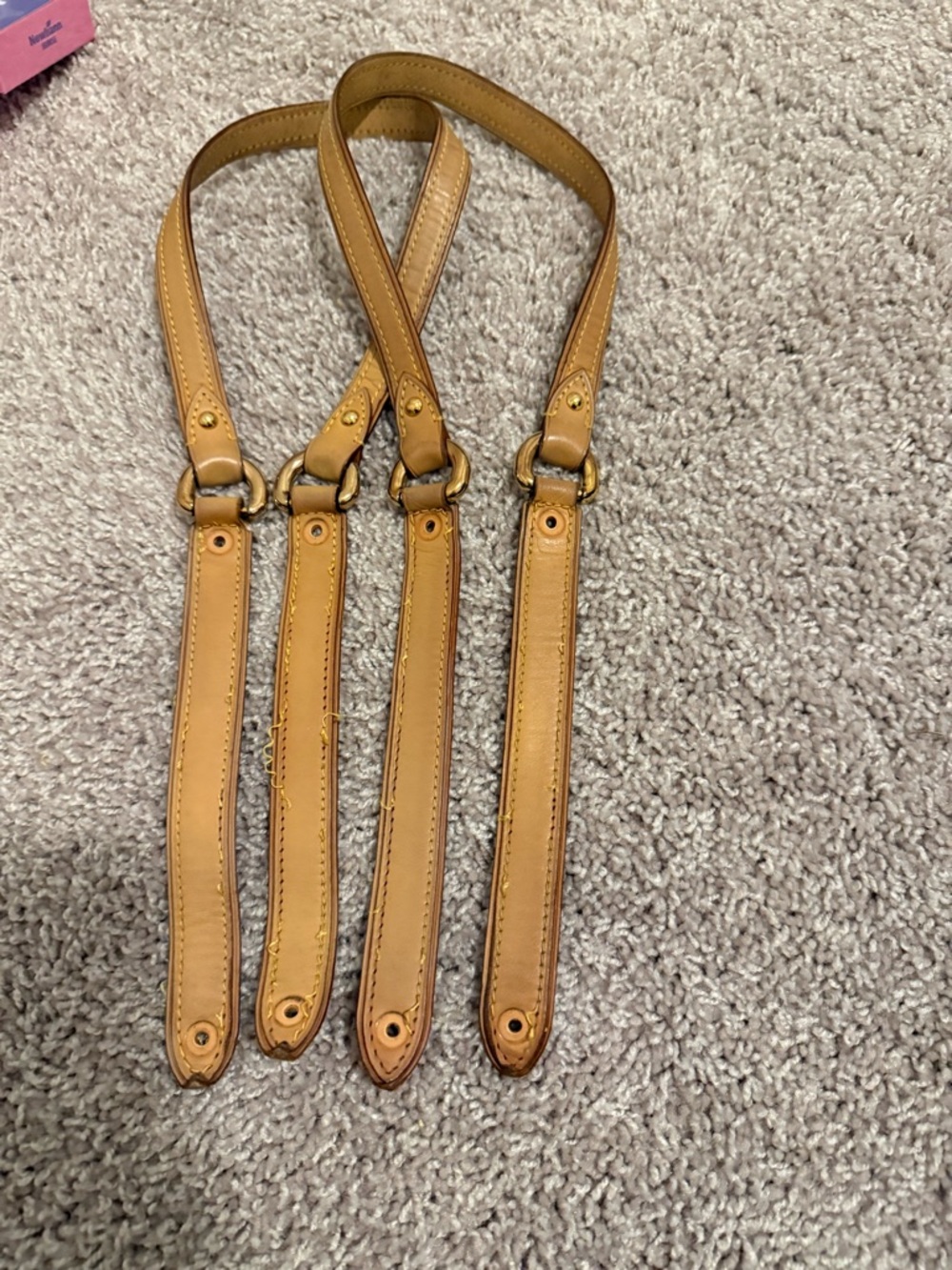 LOUIS VUITTON Multicolor Aurelia
handles A56